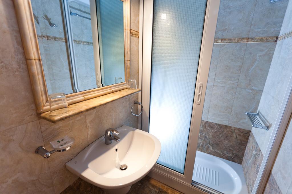 Hotel Possidon Aegina Pokój zdjęcie